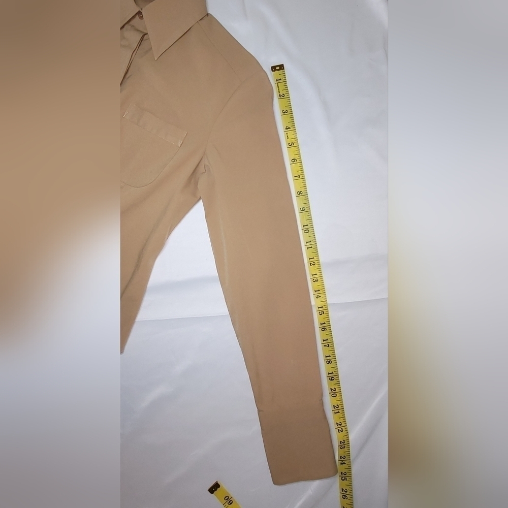 Express Stretch Button Down Dress Shirt Tan Women's Size 1/2 - Picture 11 of 12